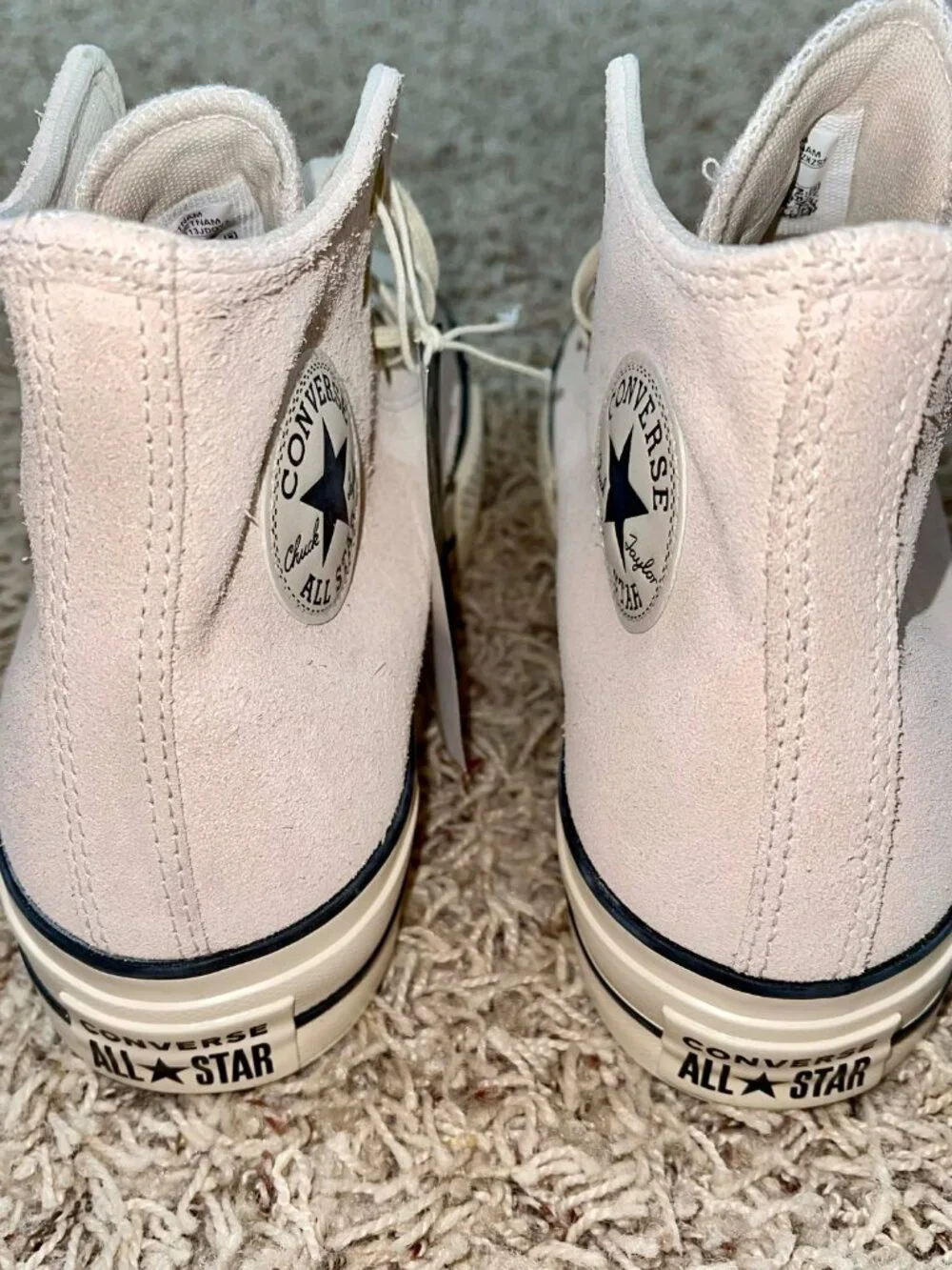 Converse Women’s Chuck Taylor All Star Lift Platform Suede Shoes A13823C Size 10